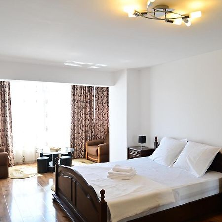 Vacation Apartment With Free Parking Sibiu Exterior photo